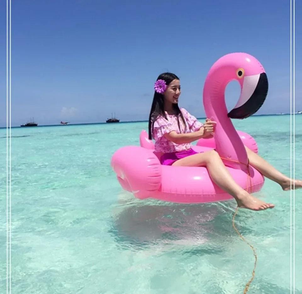 bouee-gonflable-geante-flamant-rose-farniente