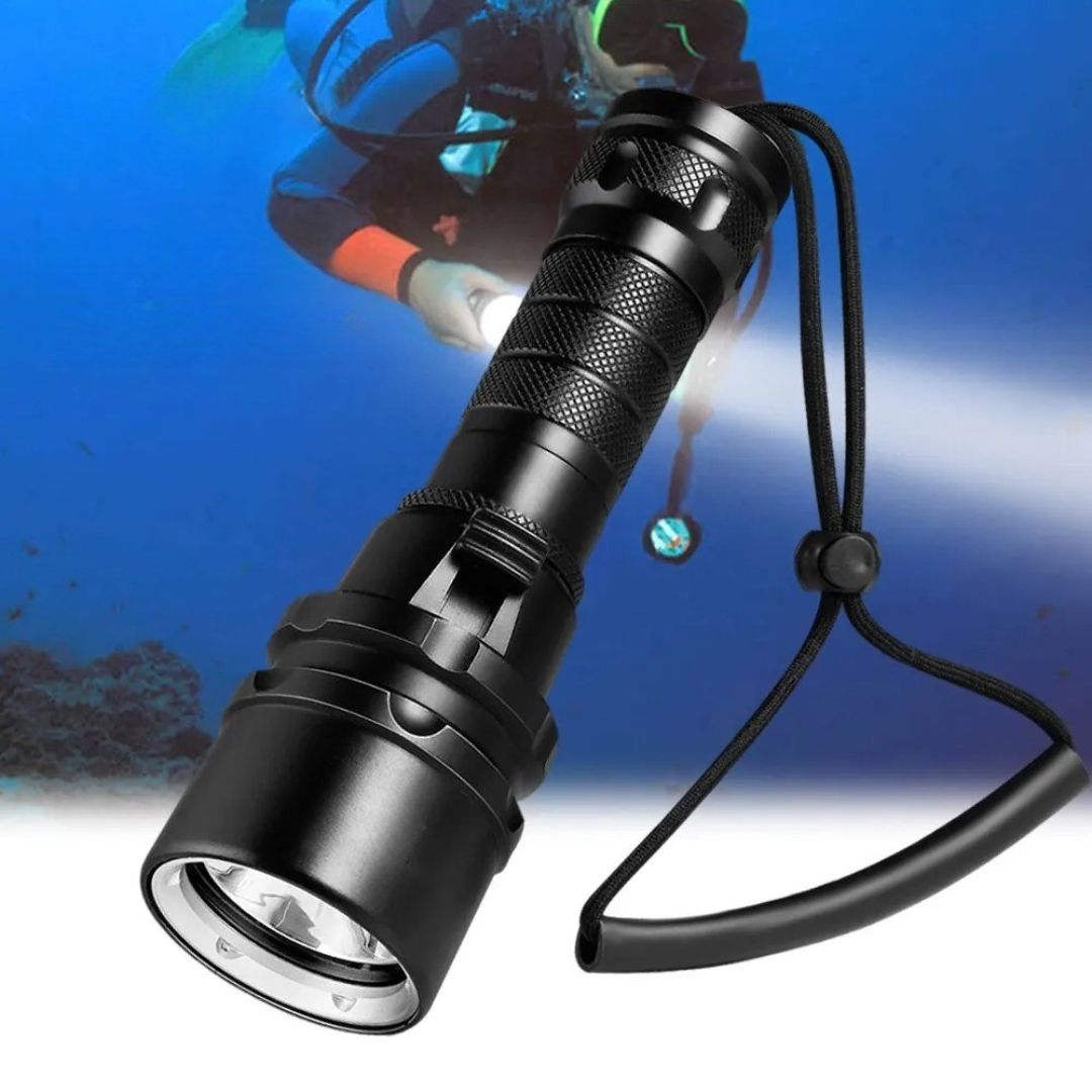 lampe-de-plongee-pro-high-power-fiable