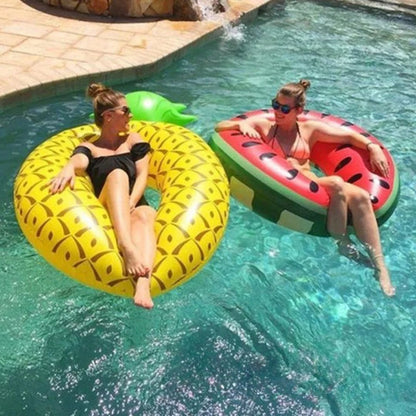 bouee-gonflable-geante-fruits-repos