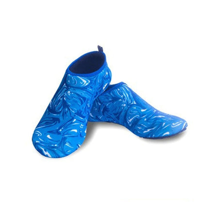 chaussure-de-plage-tendance-bleue
