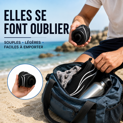 Chaussures de plage design noires, souples et légères, faciles à rouler et à emporter dans un sac de plage.