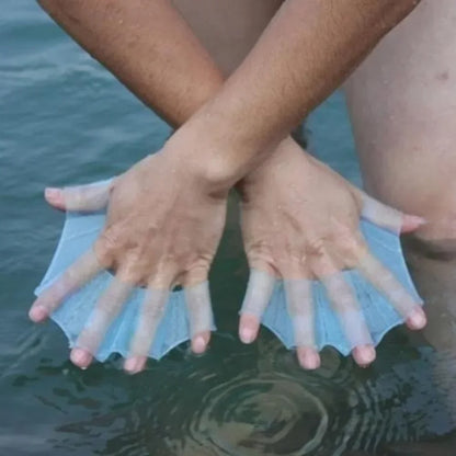 palmes-de-natation-mains-palmees-recto